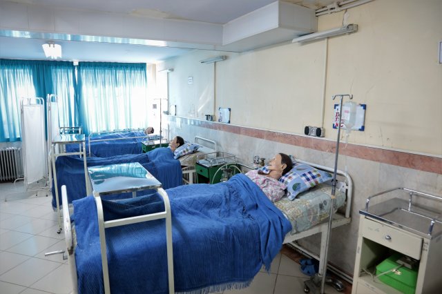 مانکن بیمار کامل